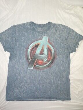 Avenger Short Sleeve Graphic Tee